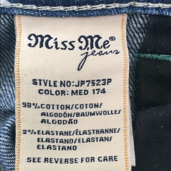 Miss Me Wing & Flower Capri denim. - Picture 8 of 9